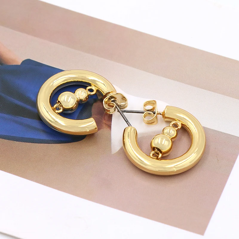 Pendientes de calefacción en forma de latón C chapado en oro